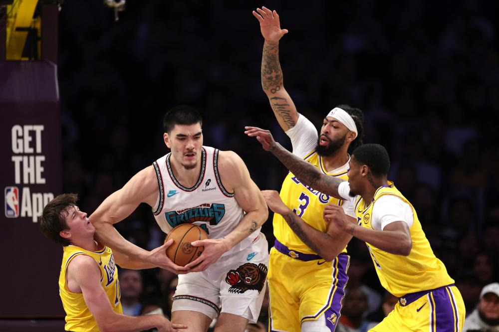 还是赛场英 还是赛场英