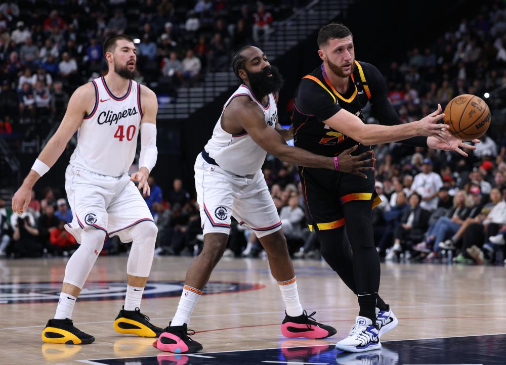 让我们拭目 让我们拭目