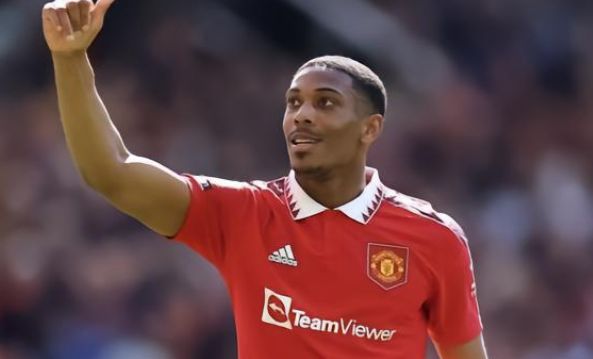 于英超欧战 于英超欧战